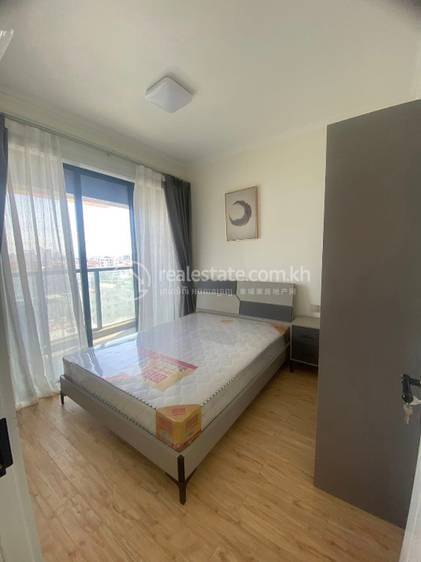 $450 Condo