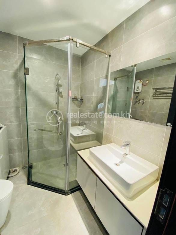 7 Makara Condo K pronájmu in Boeung Prolit 7 Makara $370
