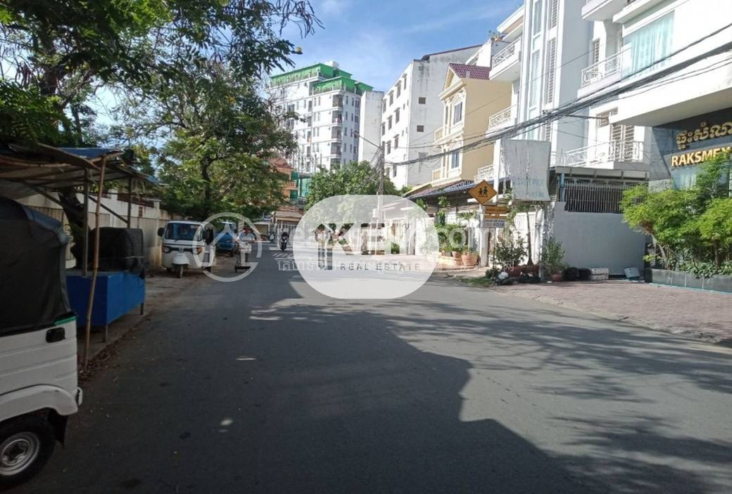 Toul Kork排屋出售，位于Toul Kork