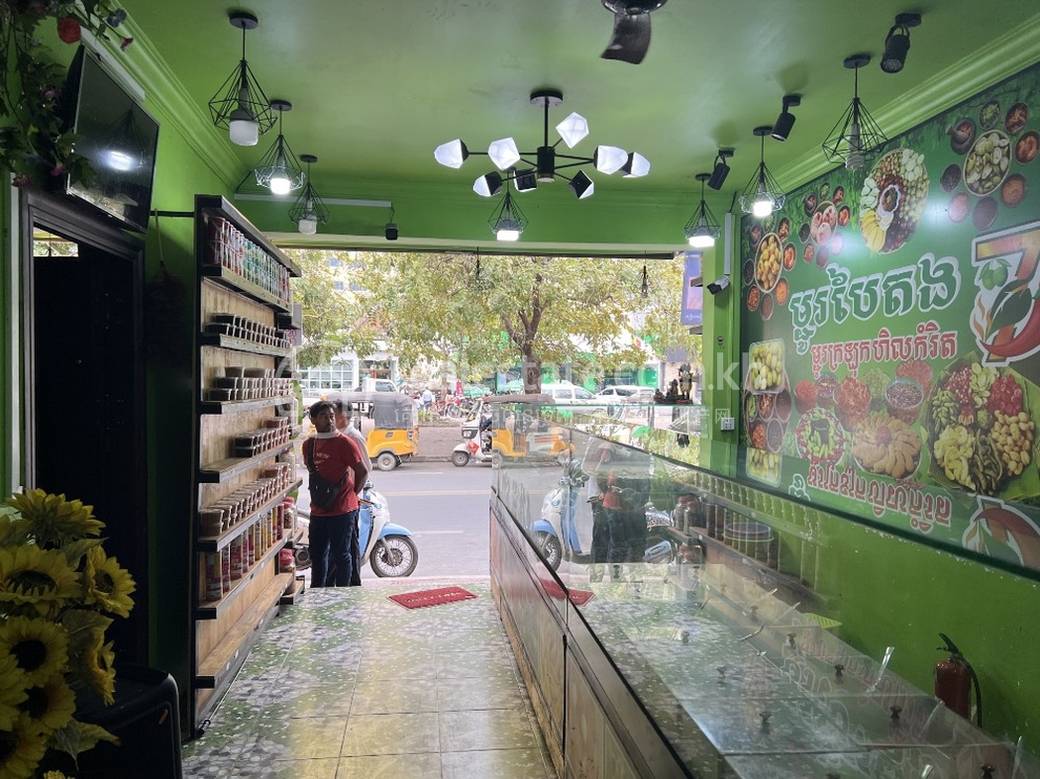 Chamkarmon에 있는 CommercialShophouse 임대 $2,500