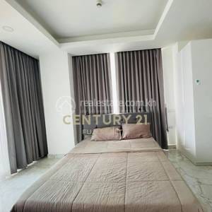 Apartment For Rent with 1 Parking Space