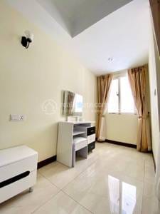 Condo Na wynajem w Tonle Bassac, Chamkarmon, Phnom Penh