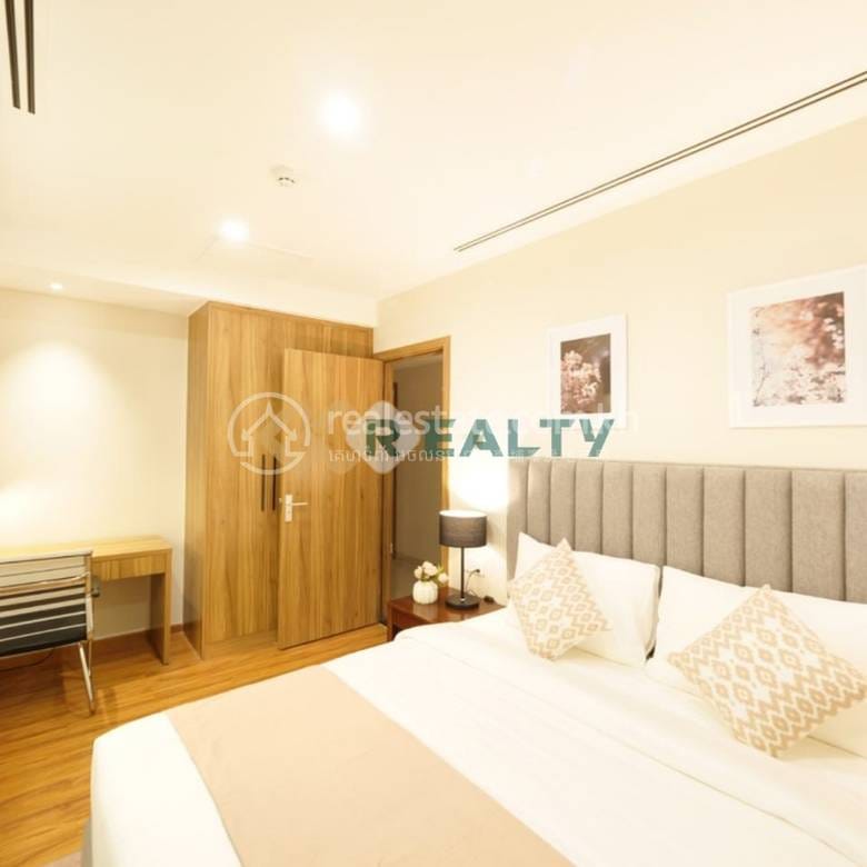 Apartment For Rent in Chamkarmon $1,800