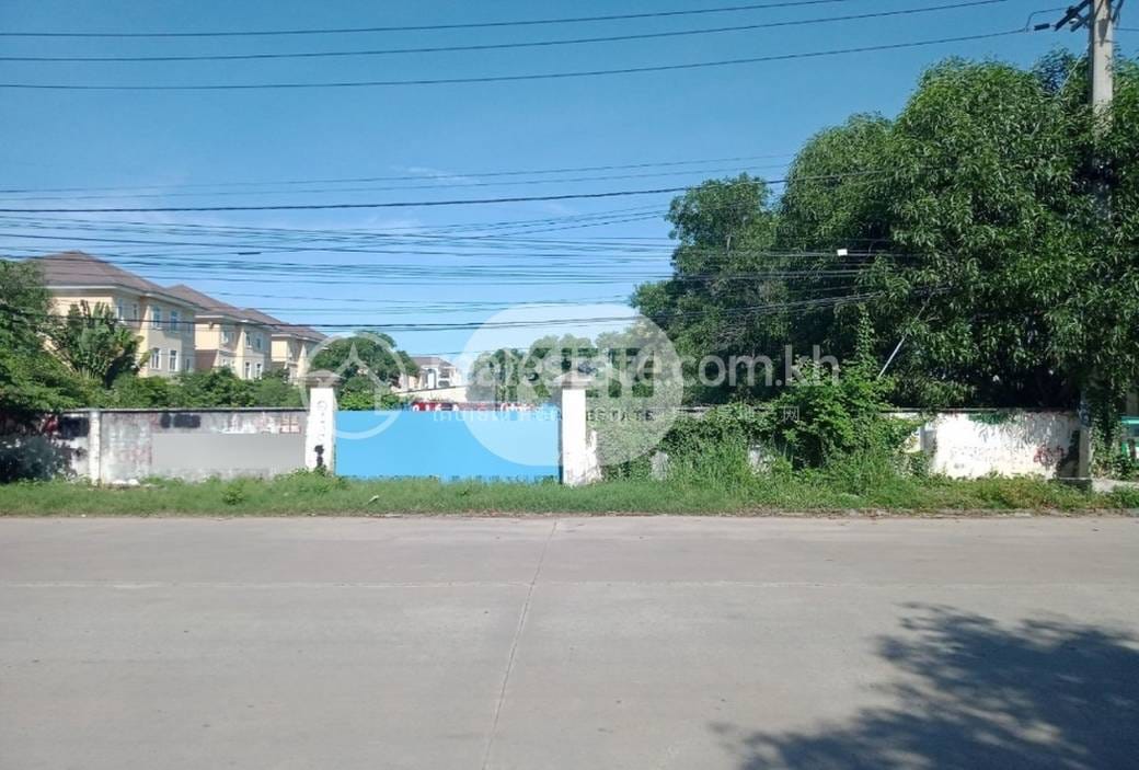 MeancheyLot出售，位于Meanchey