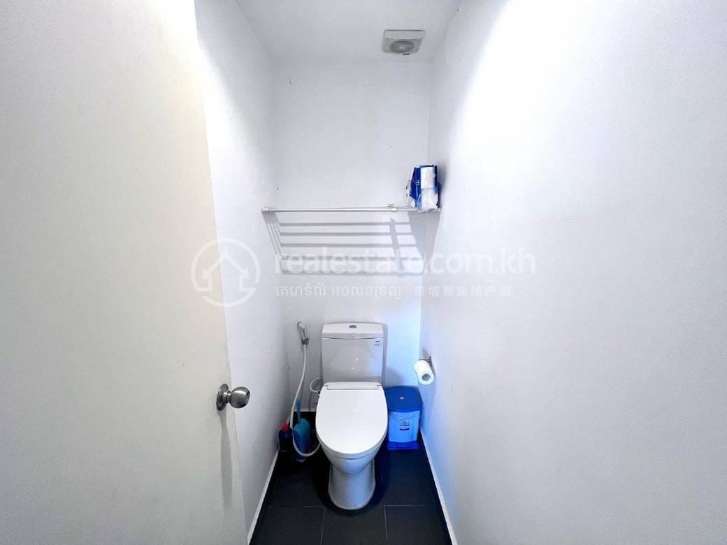 Apartment For Sale with 1 Parking Space