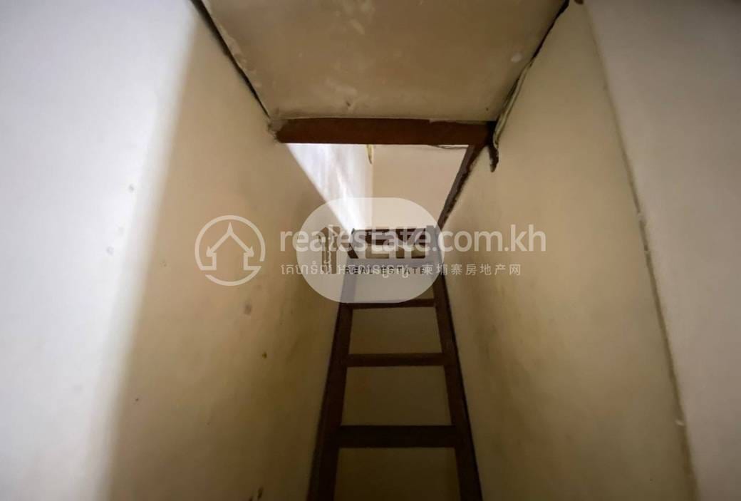 Daun PenhHouse and lot出售，价格$55,000