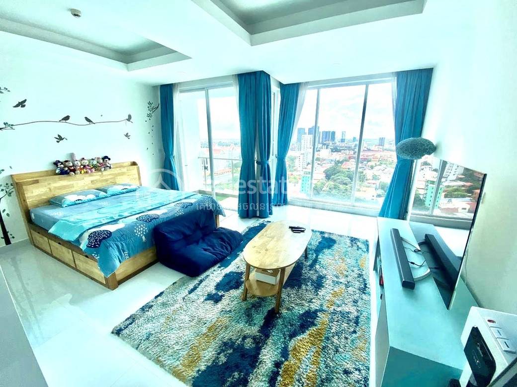 J Tower Condo | 带1个停车位的公寓出售