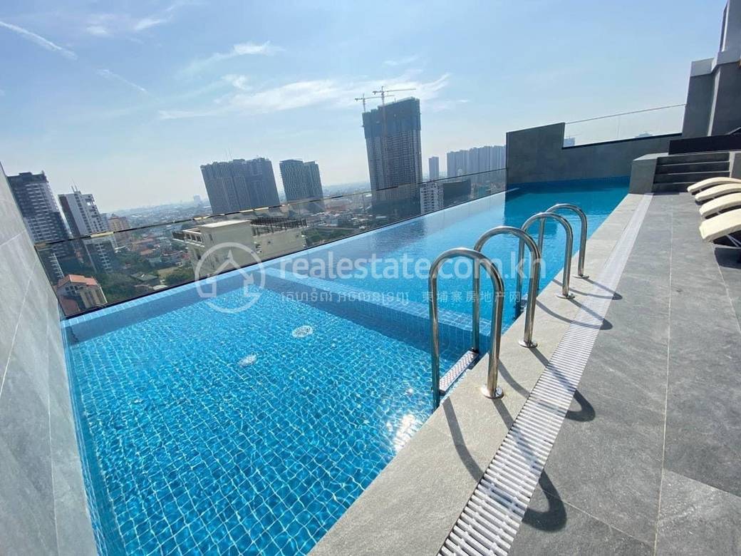 Апартаменты с Обслуживанием Для Аренды in Chamkarmon $500