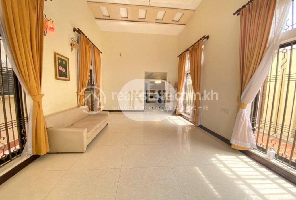 Toul Kork别墅出售，价格$550,000