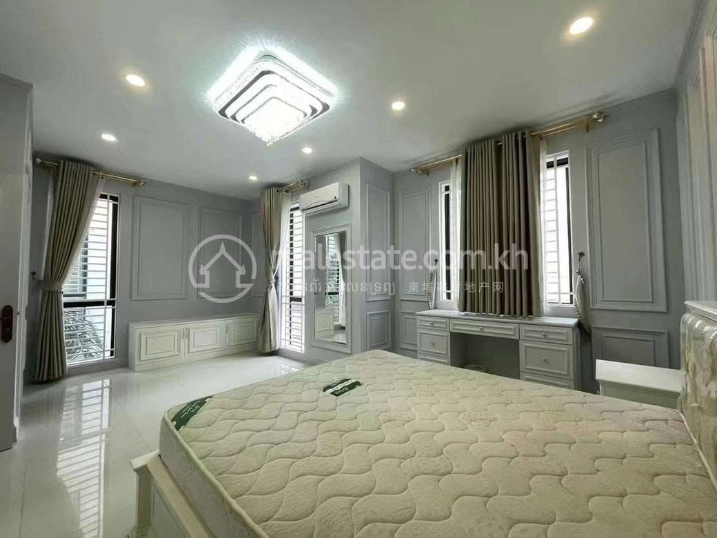 វីឡា សំរាប់ជួល នៅMeanchey តម្លៃ $2,500