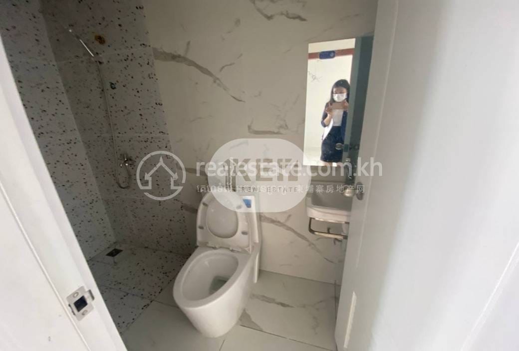 Chamkarmon Apartment For Rent in Chamkarmon