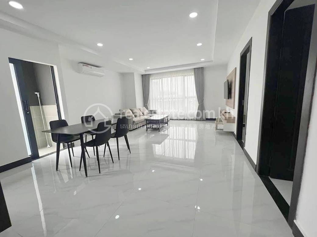 Apartament z obsługą Na wynajem w Chamkarmon $750