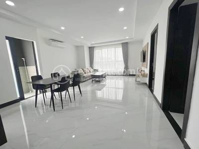 Apartament z obsługą Na wynajem w Chamkarmon $750