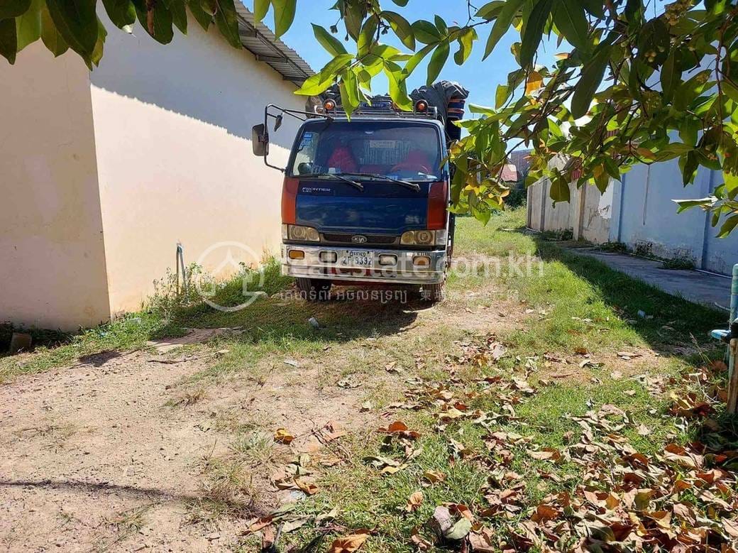 Maison en rangée À vendre à Bavet $161,009