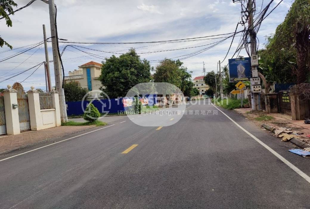 Chroy Changvar Pozemky Na prodej in Chroy Changvar