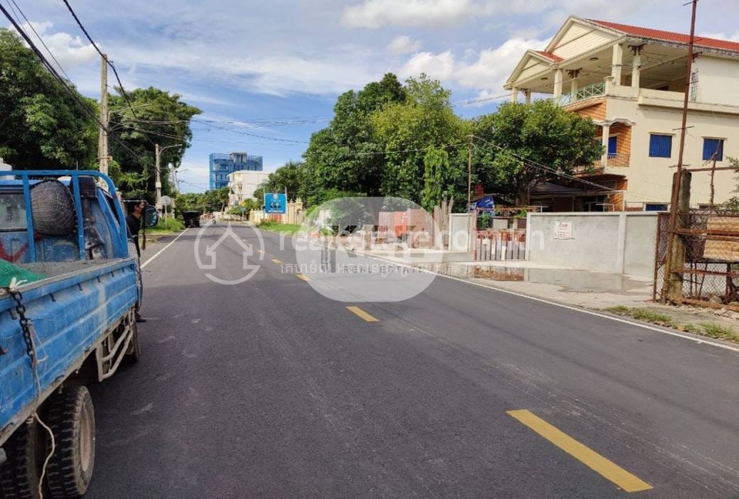 Chroy Changvar Pozemky Na prodej in Chroy Changvar