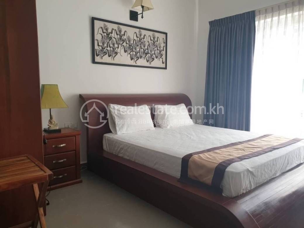 $8,000 Villa