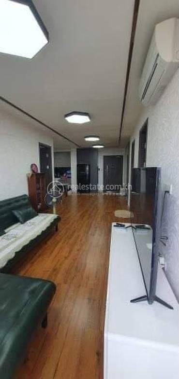 $1,250 Condo