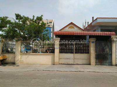 100 sqm Living Size House and lot For Sale in Sen Sok