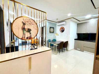 Chamkarmon Condo For Rent in Chamkarmon