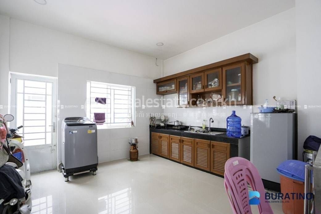 Flat House Na sprzedaż w Kakap, Por Sen Chey, Phnom Penh