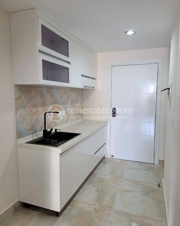 Condo For Sale in 313 corner 550 313 Street, Boeung Kak 1, Toul Kork, Phnom Penh