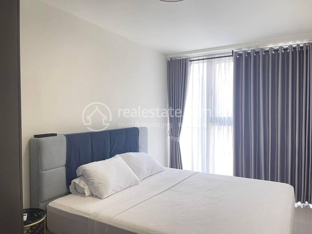 Condo For Rent in Chamkarmon $800