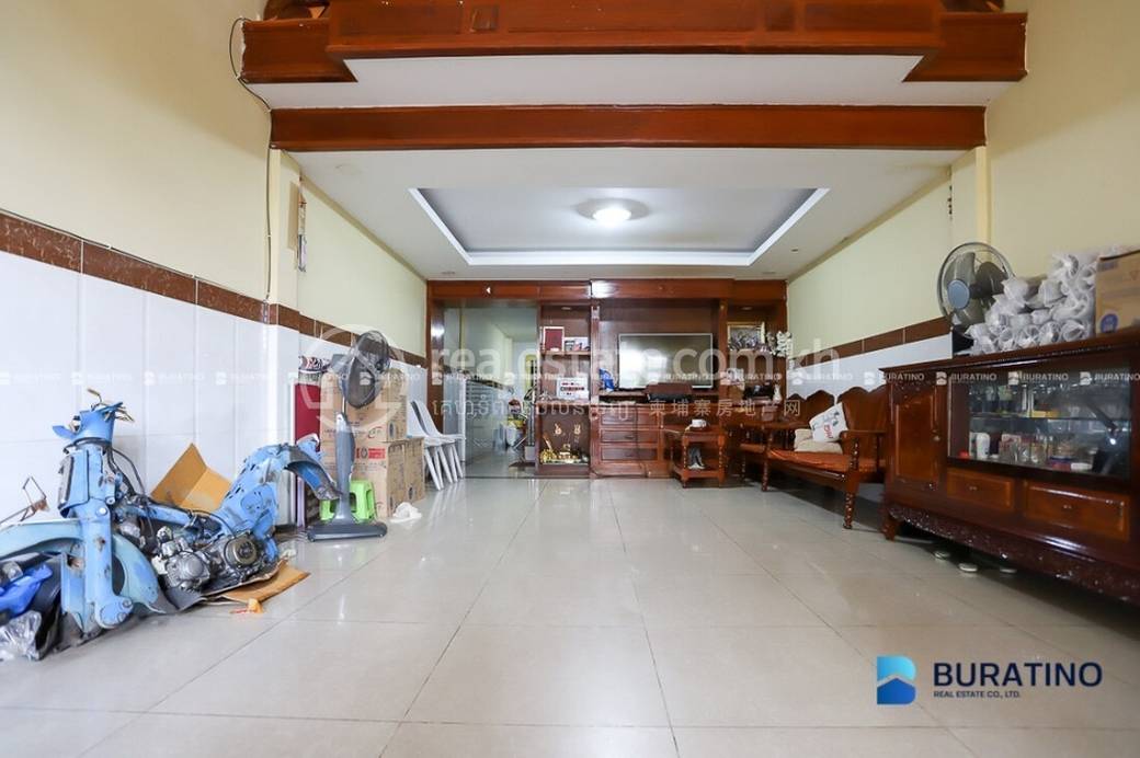 Flat House For Sale in Por Sen Chey $126,000