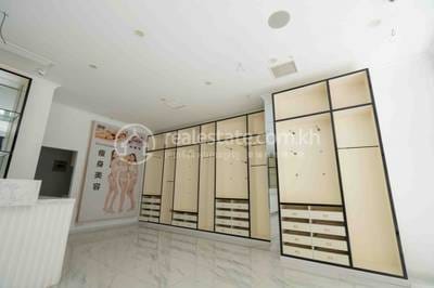 Apartmán K pronájmu in Chamkarmon $1,404