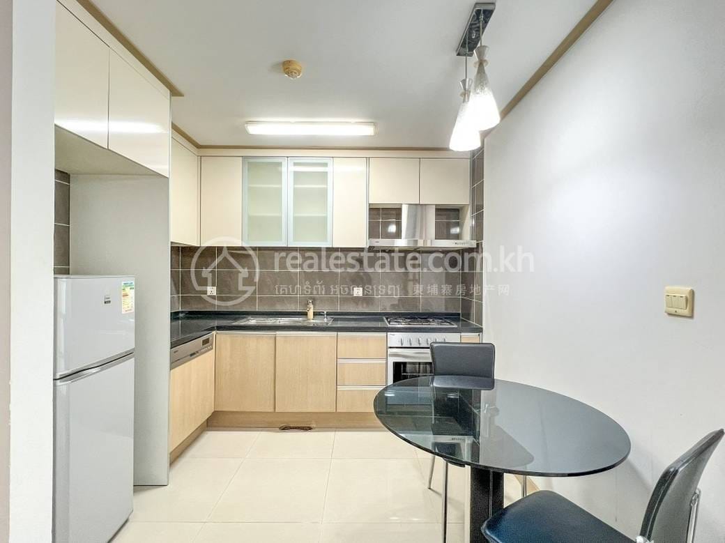 De Castle Diamond Condominium | Condo For Sale & Rent in Boeung Kak 2, Toul Kork, Phnom Penh