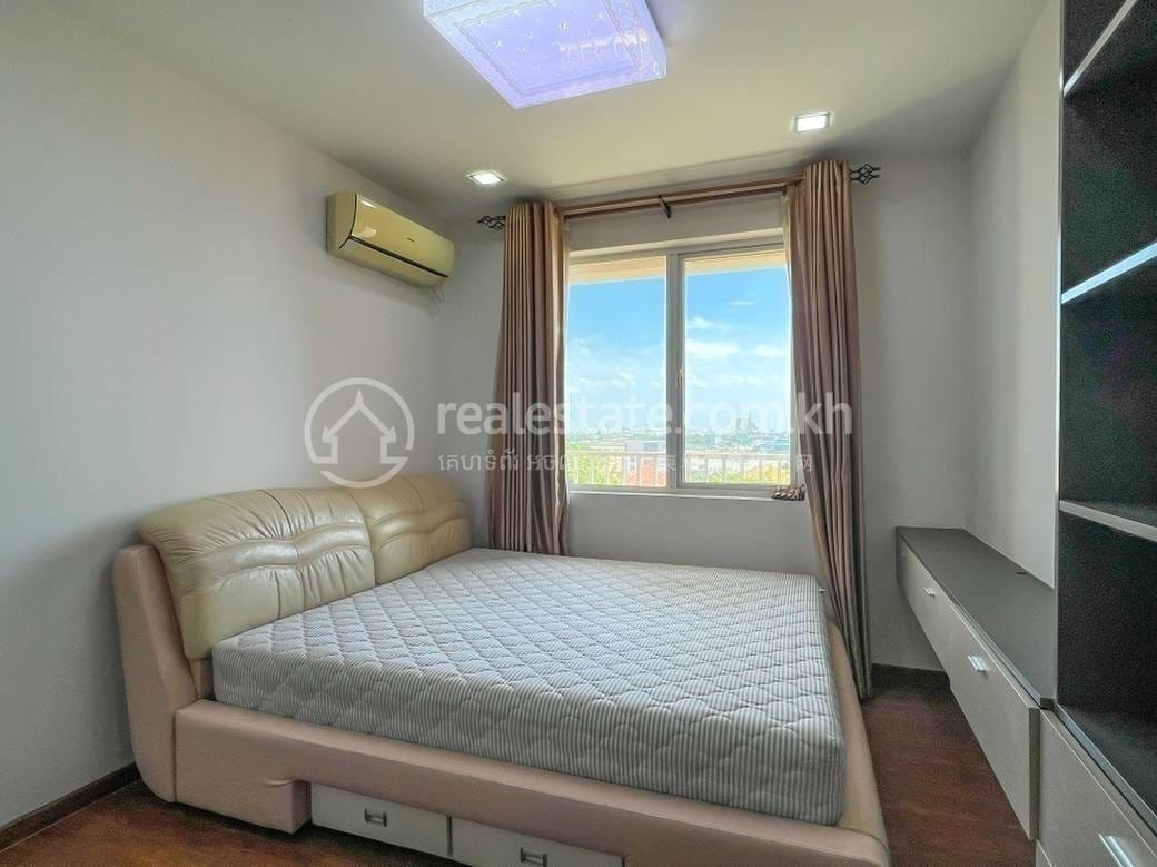 ChamkarmonのマンションFor Sale & Rent $260,000