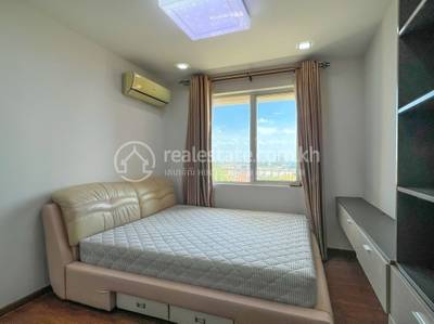 ChamkarmonのマンションFor Sale & Rent $260,000