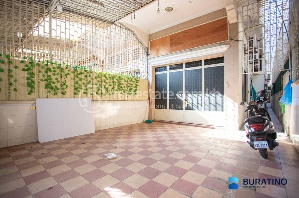 House and lot Na wynajem w Boeung Prolit, 7 Makara, Phnom Penh