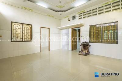 7 MakaraHouse and lot出售，位于7 Makara