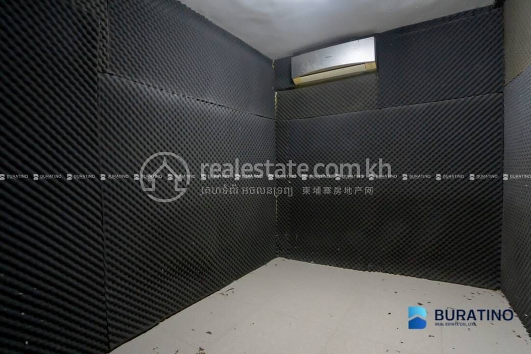 Toul Kork House and lot សំរាប់លក់ នៅToul Kork