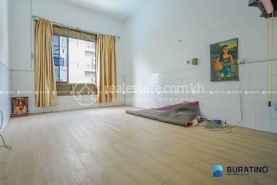 Phsar Chas Phsar Chas에 있는 House and lot 매매