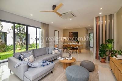 90 sqm Living Size House and lot Na prodej in Dangkao