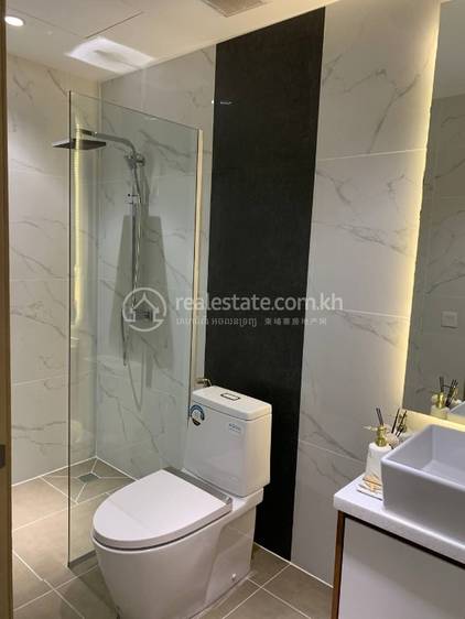 Apartment For Rent in Tonle Bassac, Chamkarmon, Phnom Penh