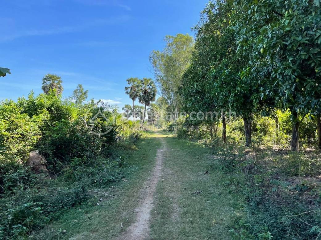 Kampong Chamlang Kampong Chamlang에 있는 토지 매매