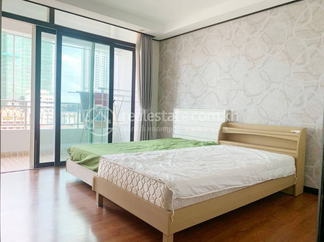De Castle Royal Condominium | BKK 1 Condo For Sale & Rent in BKK 1