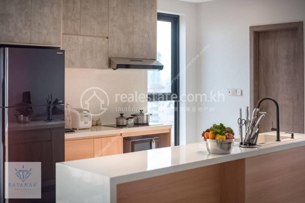 120 sqm Living Size Apartment For Rent in Toul Kork