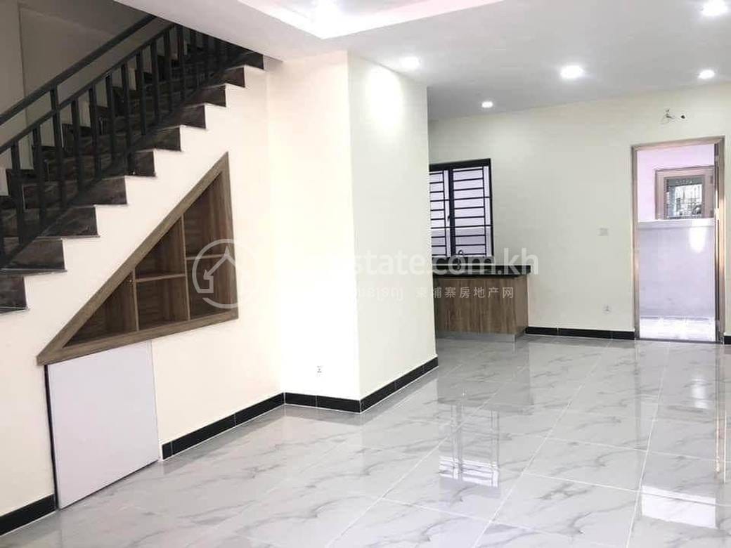 House and lot สำหรับขาย พื้นที่ใช้สอย 49.5 ตร.ม. ใน Chroy Changvar