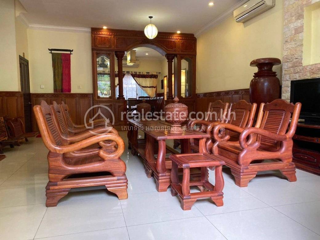 Chamkarmon别墅出租，价格$2,000