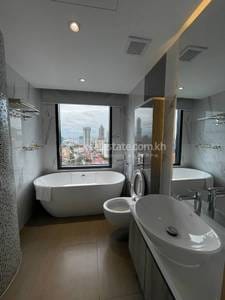 Tonle Bassac Apartment For Rent in Tonle Bassac