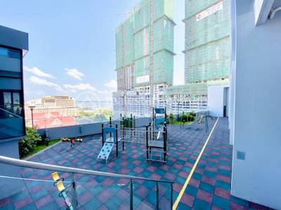 Tonle Bassac Apartment For Rent in Tonle Bassac