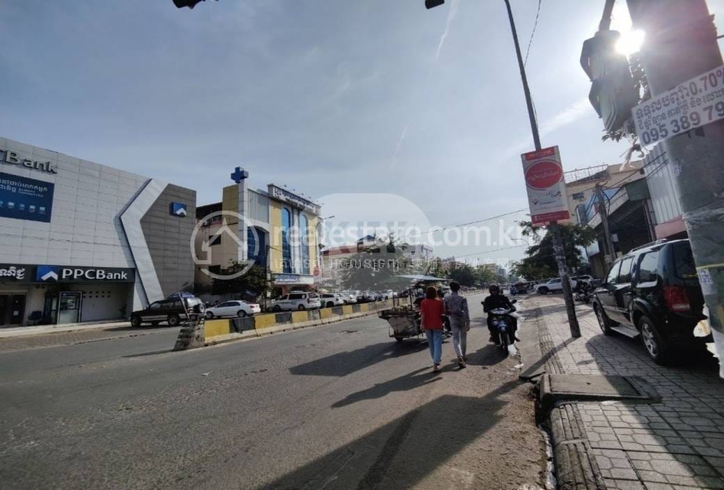 Shophouse For Sale & Rent in Boeng Keng Kang $1,950,000