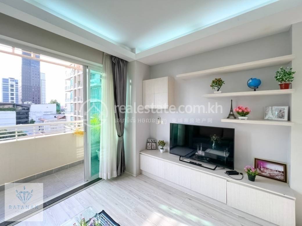 105 sqm Living Size Apartmán K pronájmu in Boeng Keng Kang