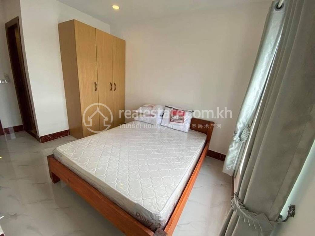 Condo For Rent in Chamkarmon $650