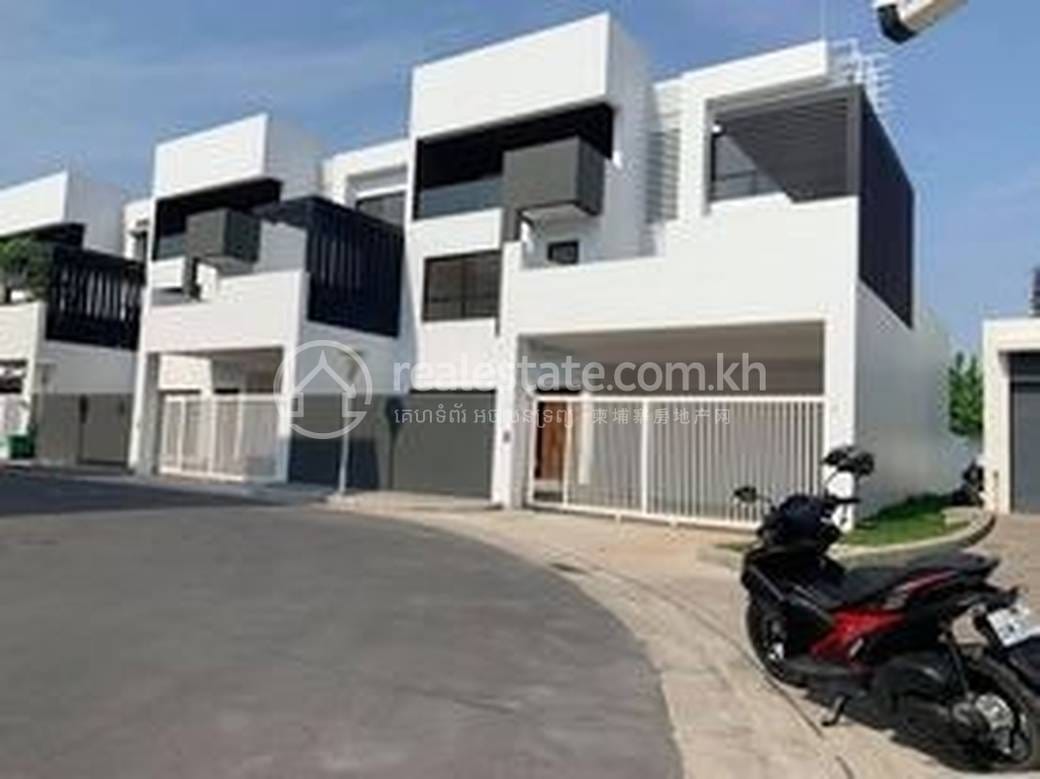 Vila K pronájmu in Boeung Kak 1, Toul Kork, Phnom Penh