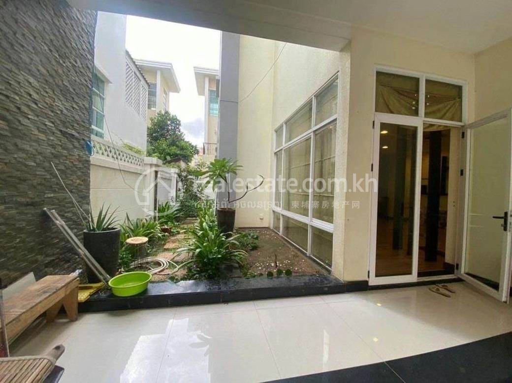 House and lot Для Аренды in Chamkarmon $2,800